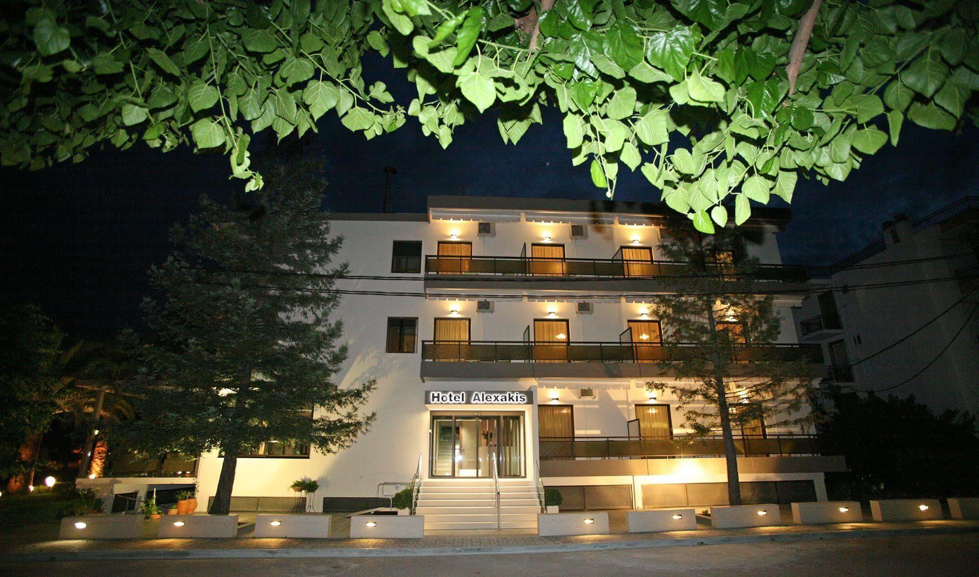 Alexakis Hotel & Spa Loutra Ipatis Exterior photo